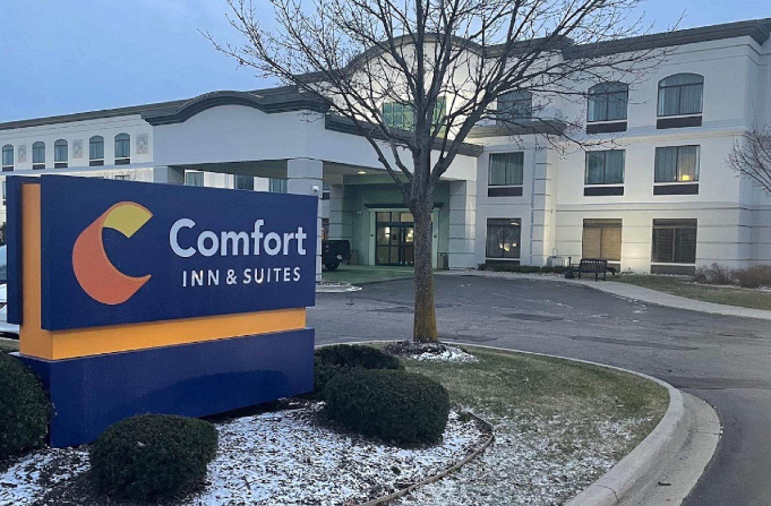 Comfort Inn & Suites Grand Blanc-Flint Exterior foto